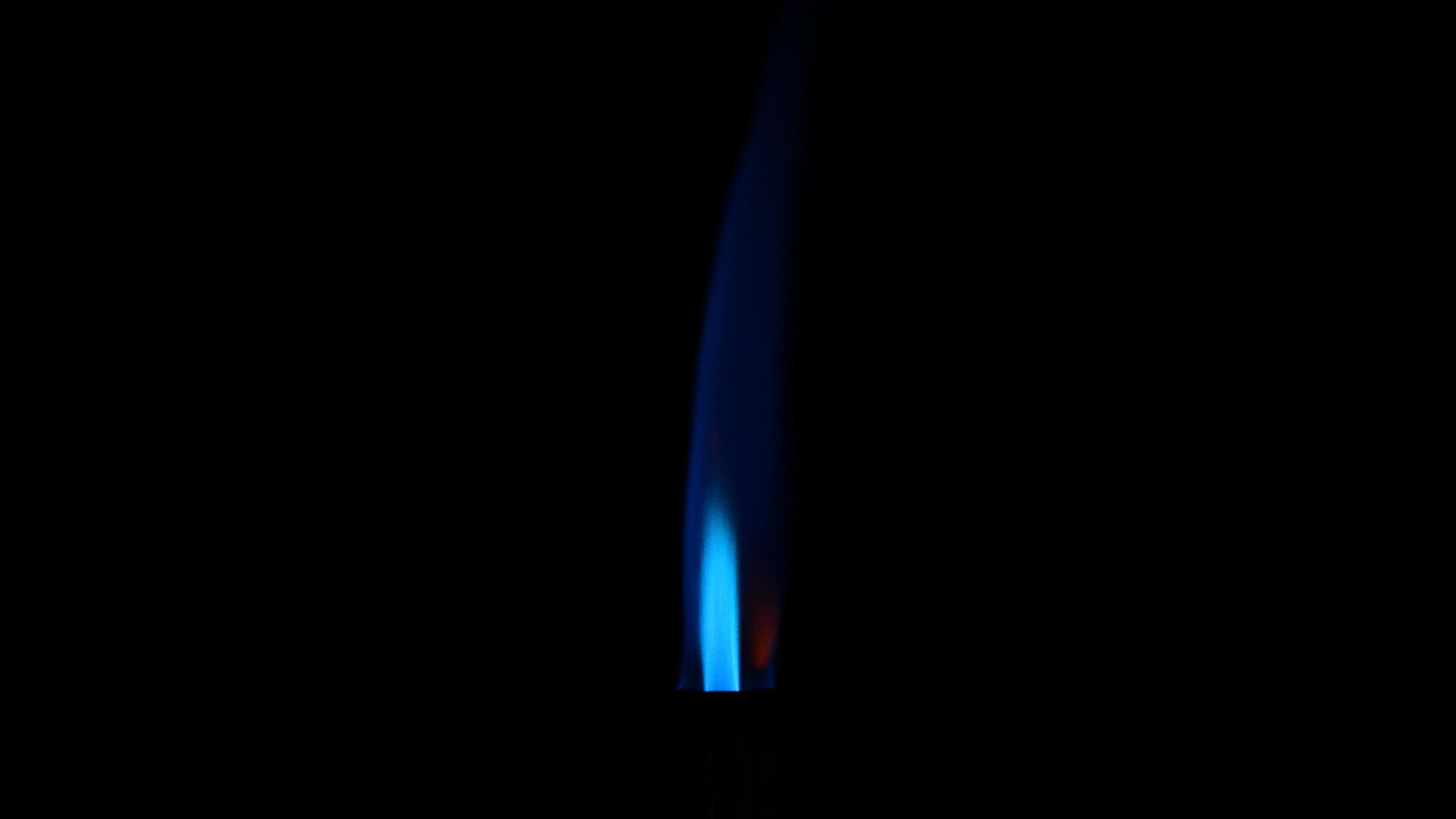 4K蓝色火焰火苗点火高温喷火点火枪视频的预览图