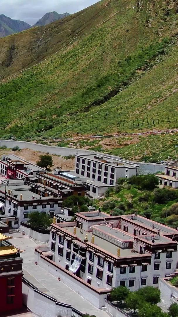 西藏日喀则5A景区扎什伦布寺视频视频的预览图