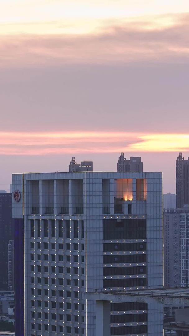 延时摄影风景城市夕阳落日天空城市天际线素材视频的预览图