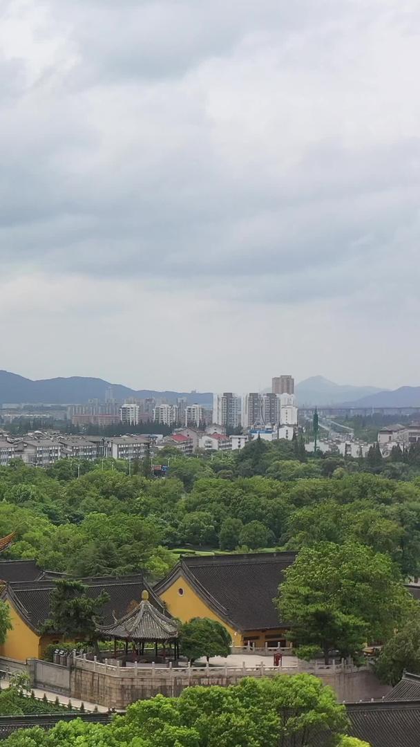 江苏镇江金山景区航拍视频视频的预览图