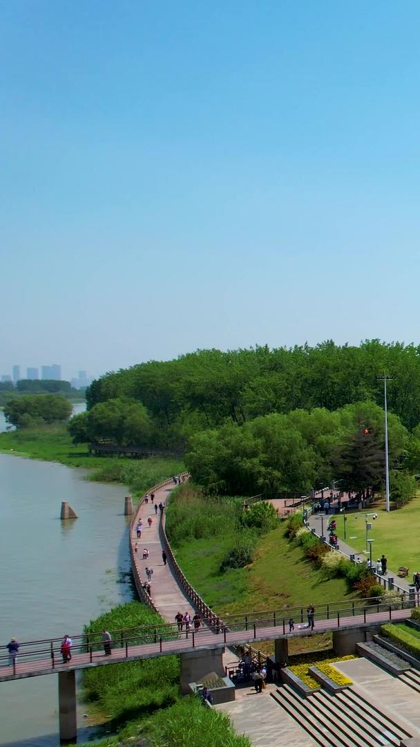 南京鱼嘴湿地公园航拍视频的预览图