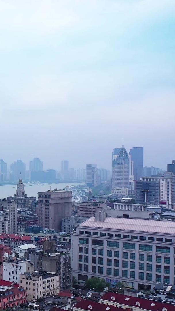航拍全景上海视频的预览图