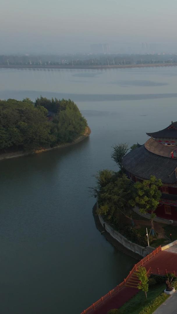 航拍5A安徽八里河景区南湖阁视频视频的预览图