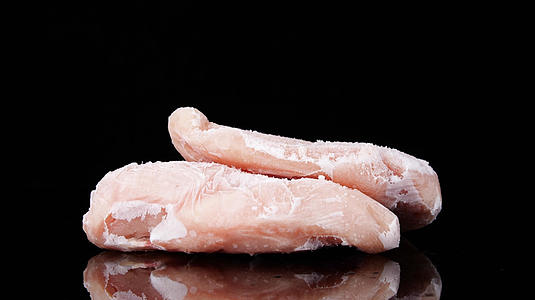 4K延时冷冻肉鸡胸肉肉制品化冻解冻视频的预览图
