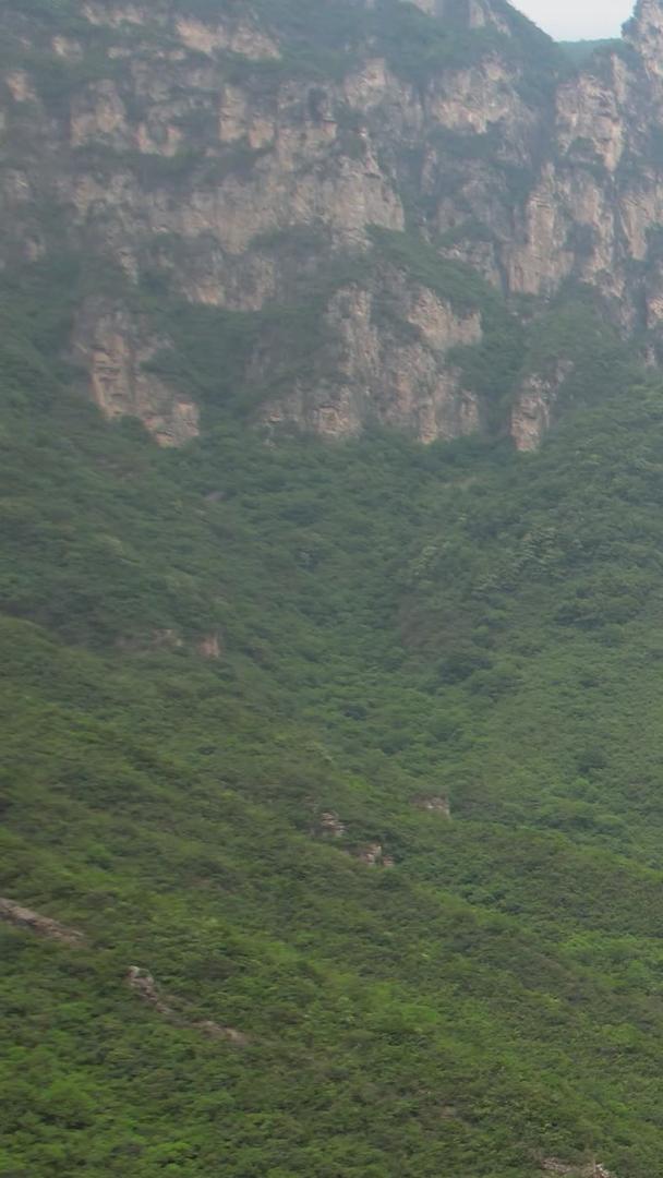 航拍5A云台山景区子房湖景观区视频视频的预览图
