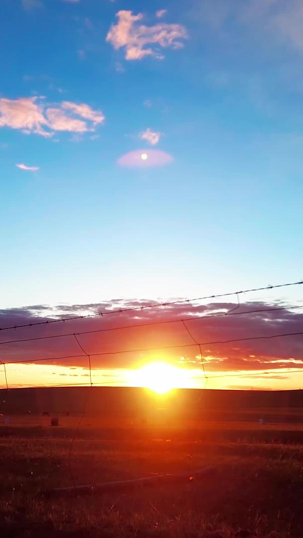在鄂尔多斯草原地平线上60帧延时拍摄日落视频的预览图