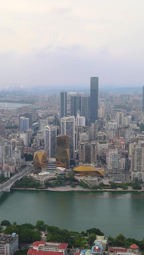 广西柳州沿江城市航拍全景视频的预览图