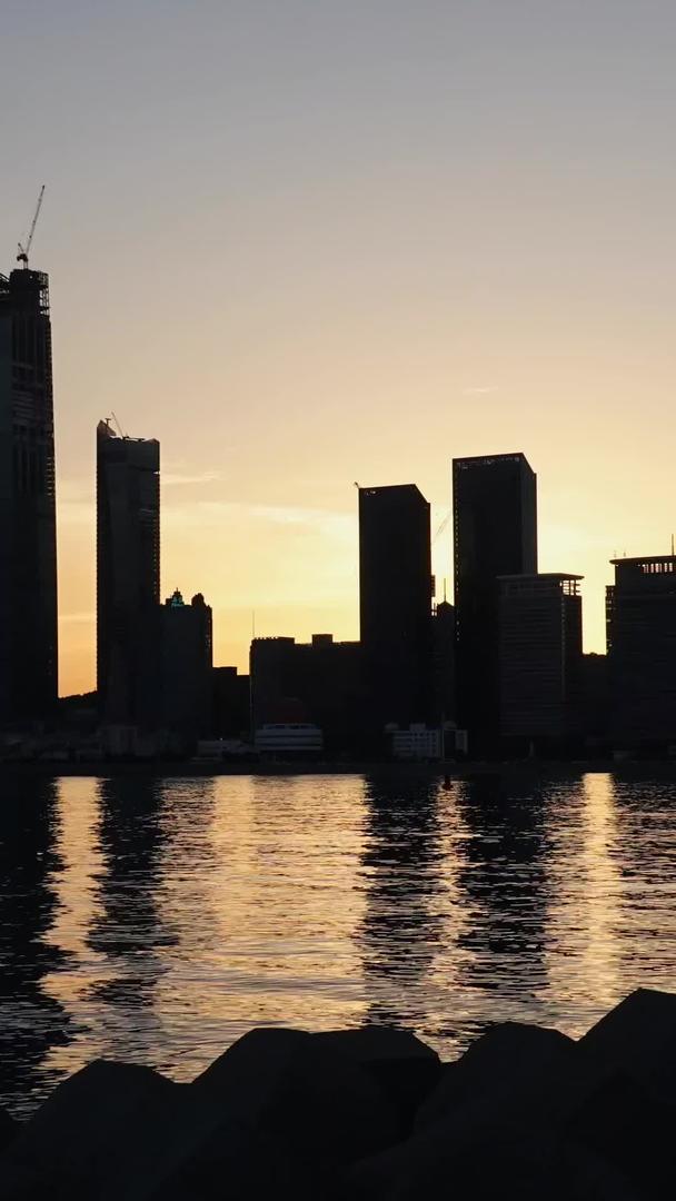 青岛城市风景延时摄影日夜视频视频的预览图