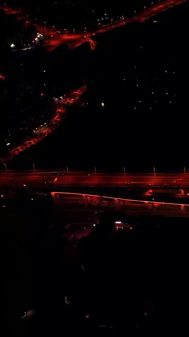 夜晚城市道路高架桥航拍视频的预览图