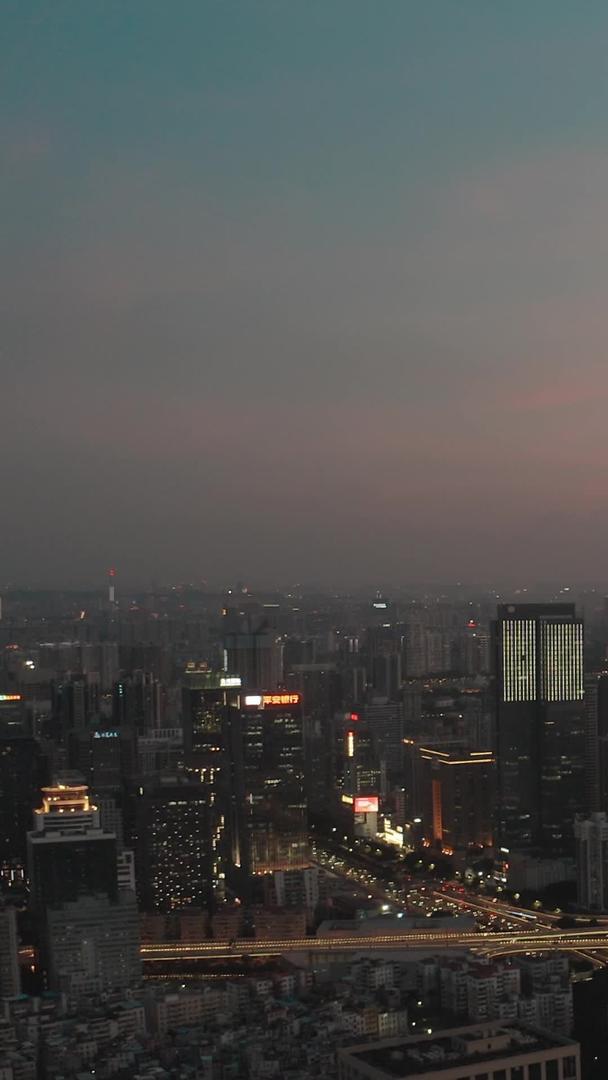 广州II在云下燃烧视频的预览图