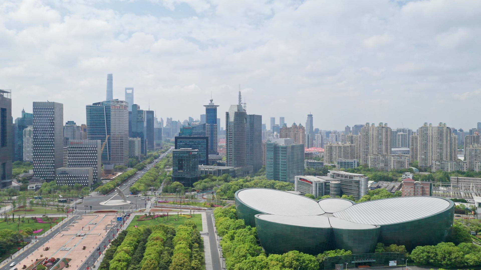 上海浦东新区东方艺术中心视频的预览图