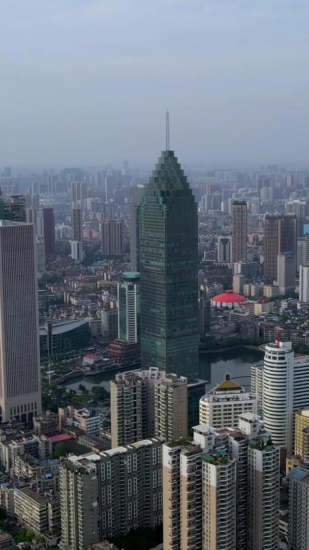 航拍城市金融街摩天大楼建筑群视频素材视频的预览图