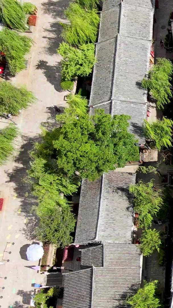 丽江古城古建筑及小街小巷航拍视频的预览图