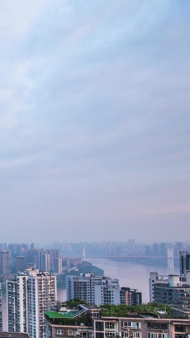 同框延迟拍摄重庆三条长江大桥视频的预览图