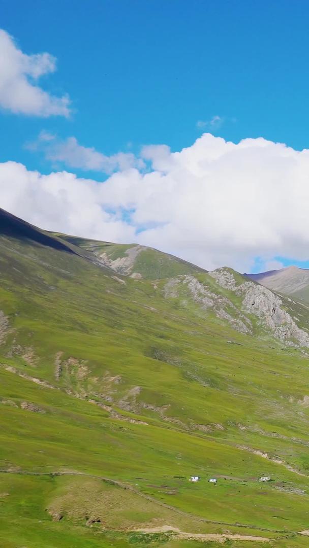 西北藏区山谷美景视频的预览图