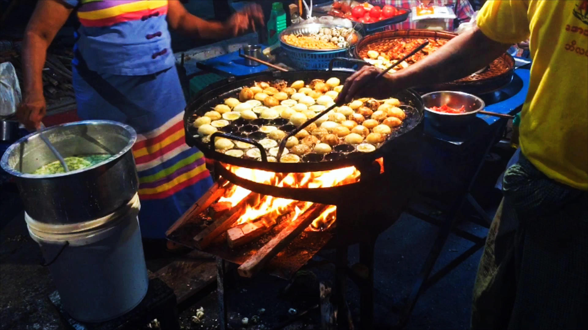 缅甸曼德勒夜市美食视频的预览图