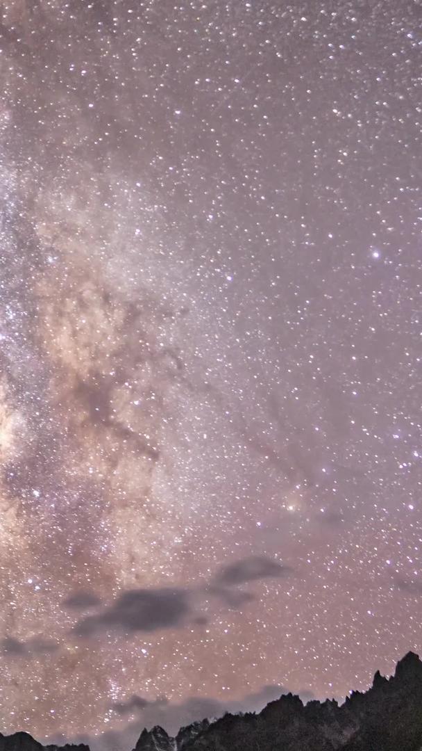 银河星空延迟夜景视频的预览图