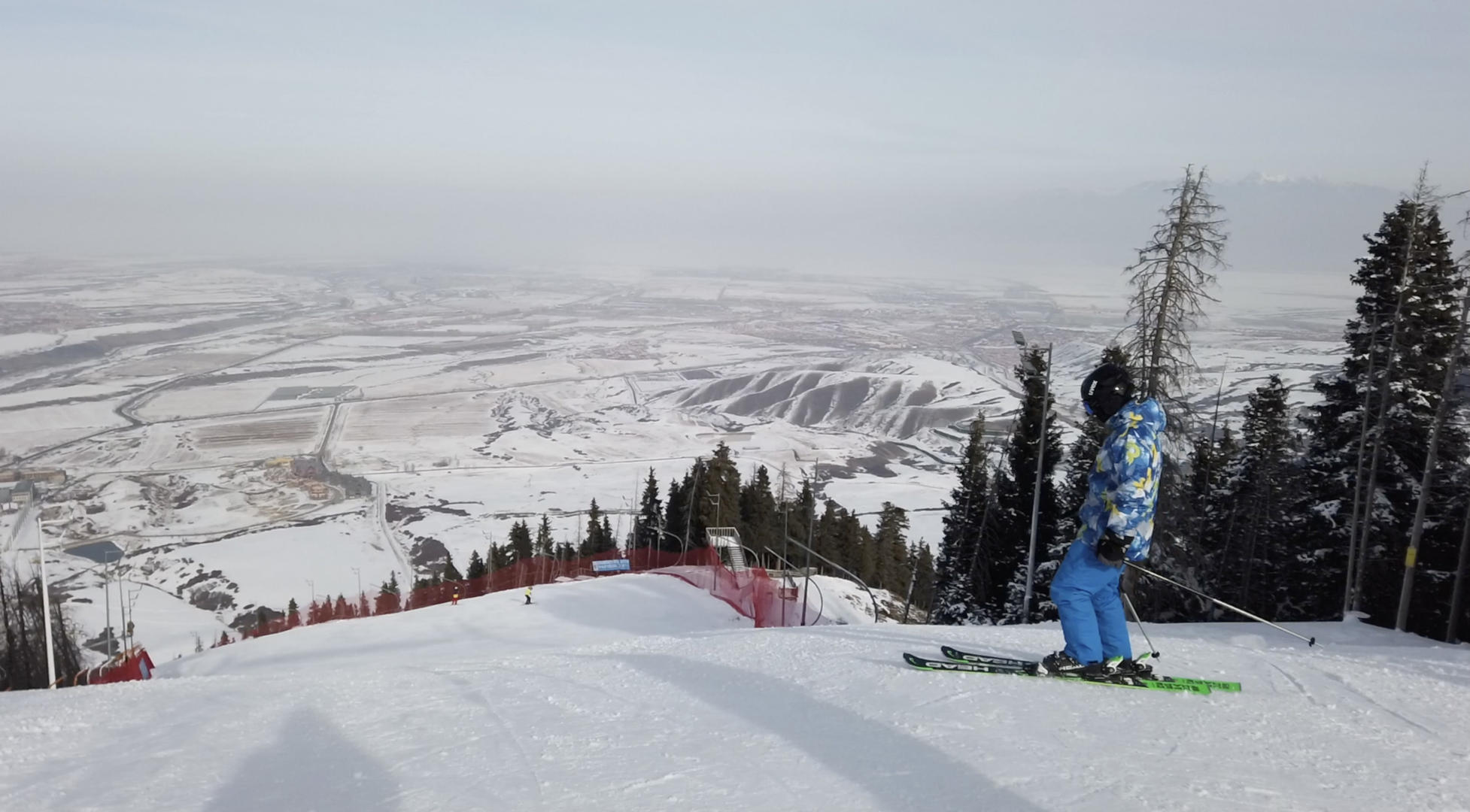 冬季户外运动滑雪4K视频合集视频的预览图