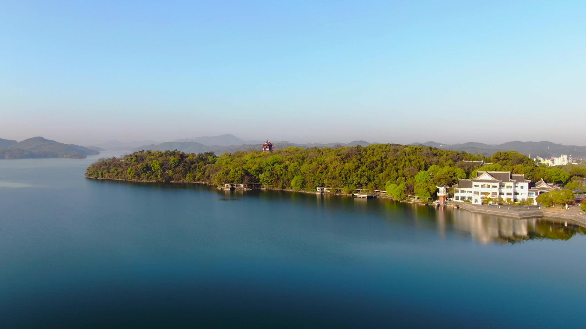 航拍5A景点天目湖山水园景区自然风光视频视频的预览图