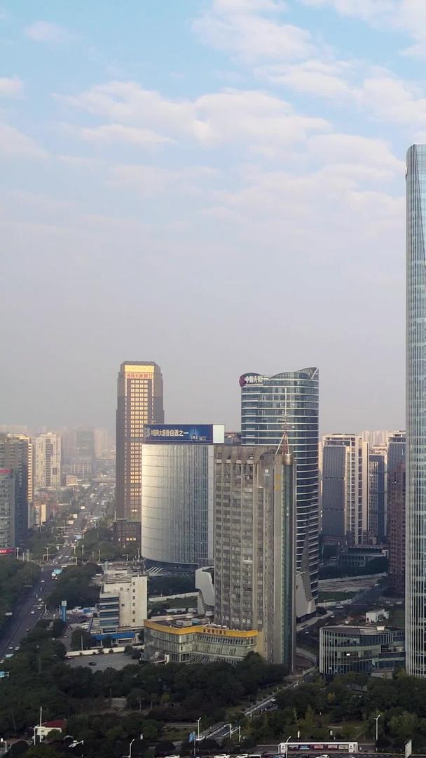 江西南昌城市CBD航拍建筑视频的预览图