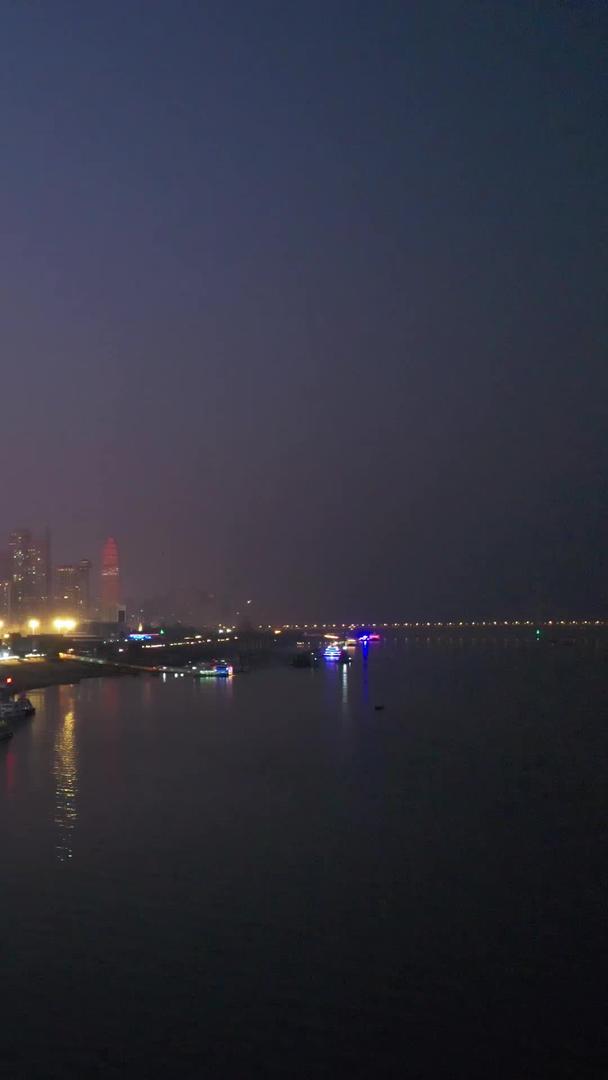 航拍城市江景夜景地标天际线高楼商业建筑材料视频的预览图