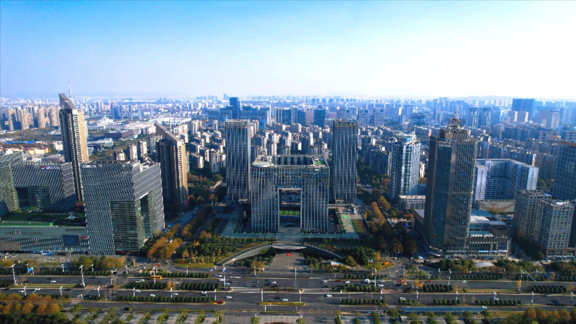 4K航拍南京河西中央商务区CBD视频的预览图