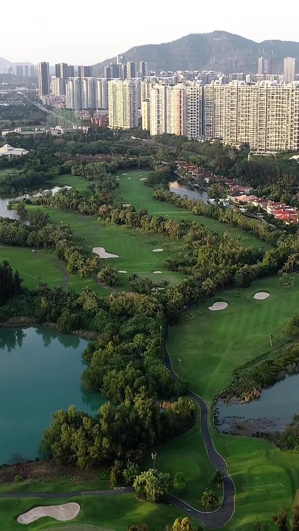 深圳市南山区沙河高尔夫球会航拍视频的预览图