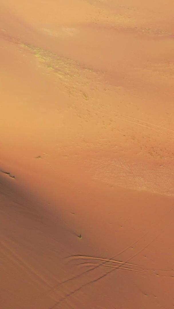 沙漠沙脊航拍宣传片素材视频的预览图