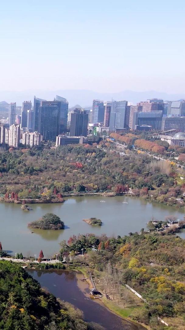 贵阳城市花园观山湖公园航拍视频的预览图