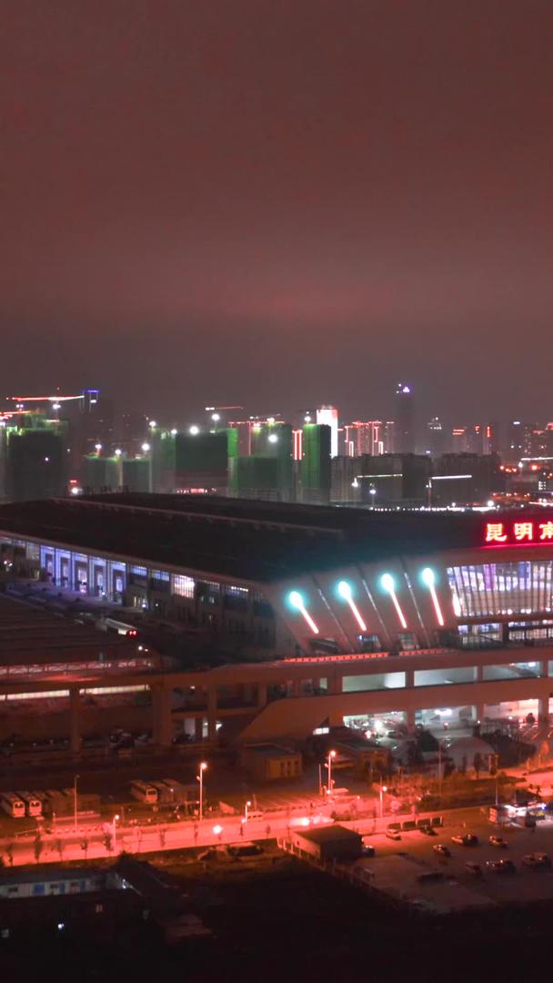 云南昆明南站高铁站航拍视频的预览图