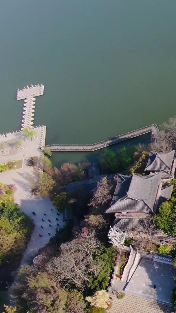 镇江北固山风景区航拍5A景区历史古建筑视频视频的预览图