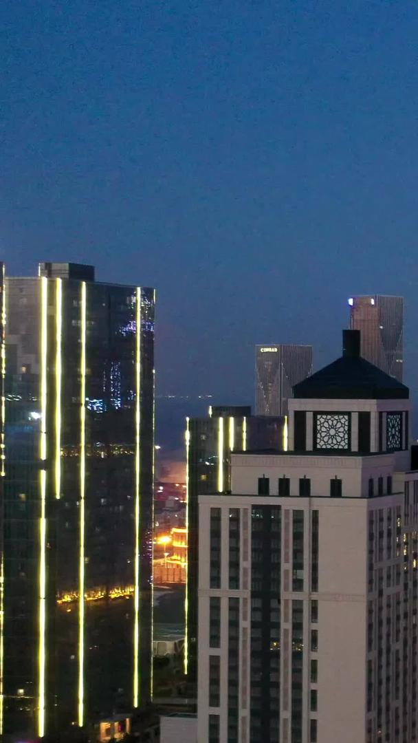 大连东港商务区夜景航拍视频视频的预览图