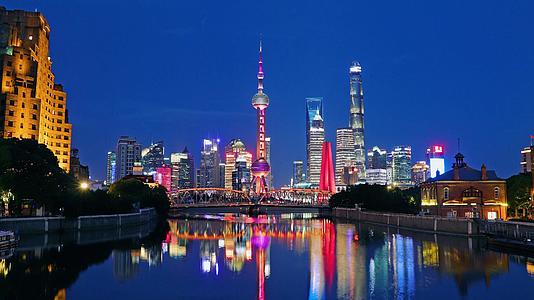 4K上海外滩灯光秀视频的预览图