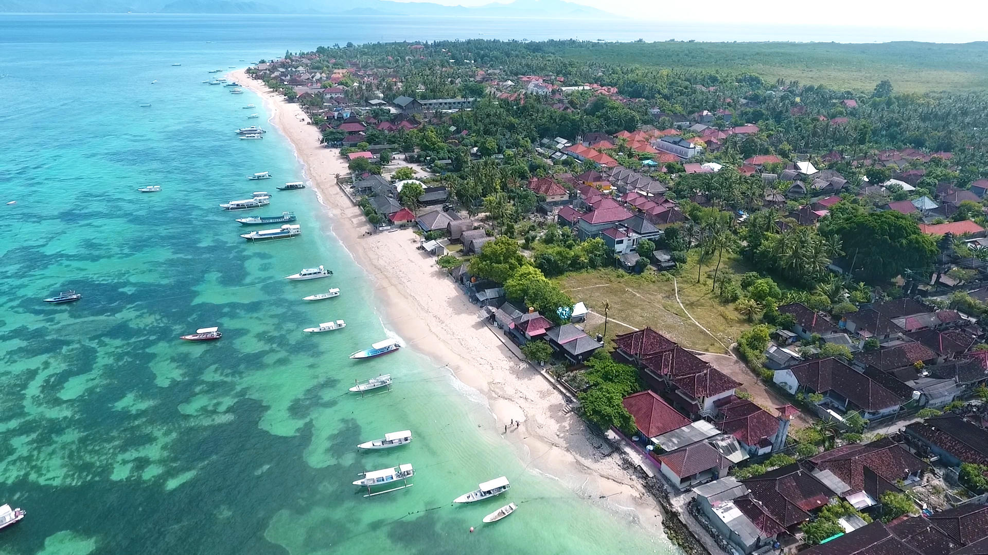 印度尼西亚巴厘岛海岛风情全景航拍视频的预览图