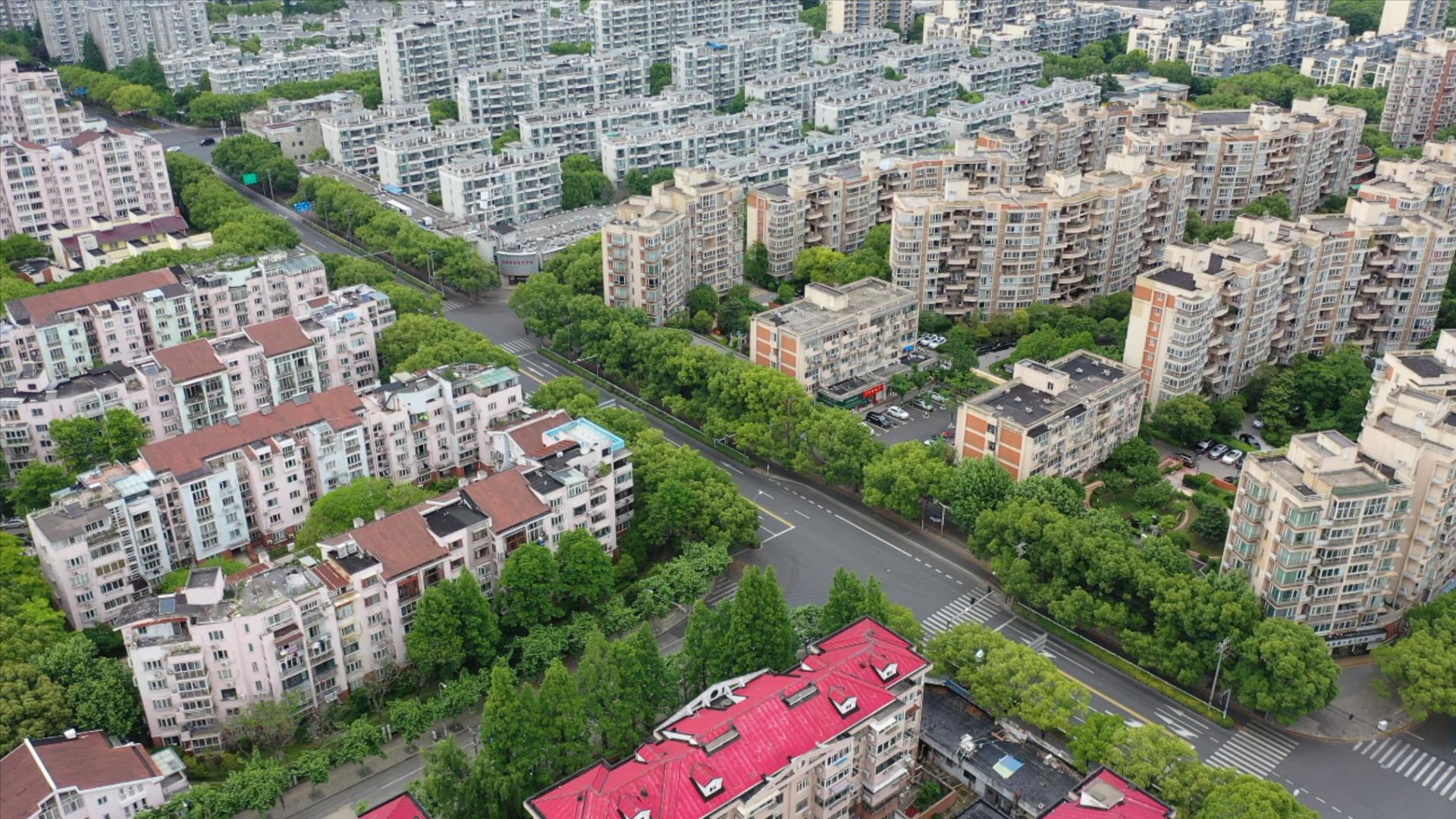 上海疫情下静默空城街道安静社区视频的预览图