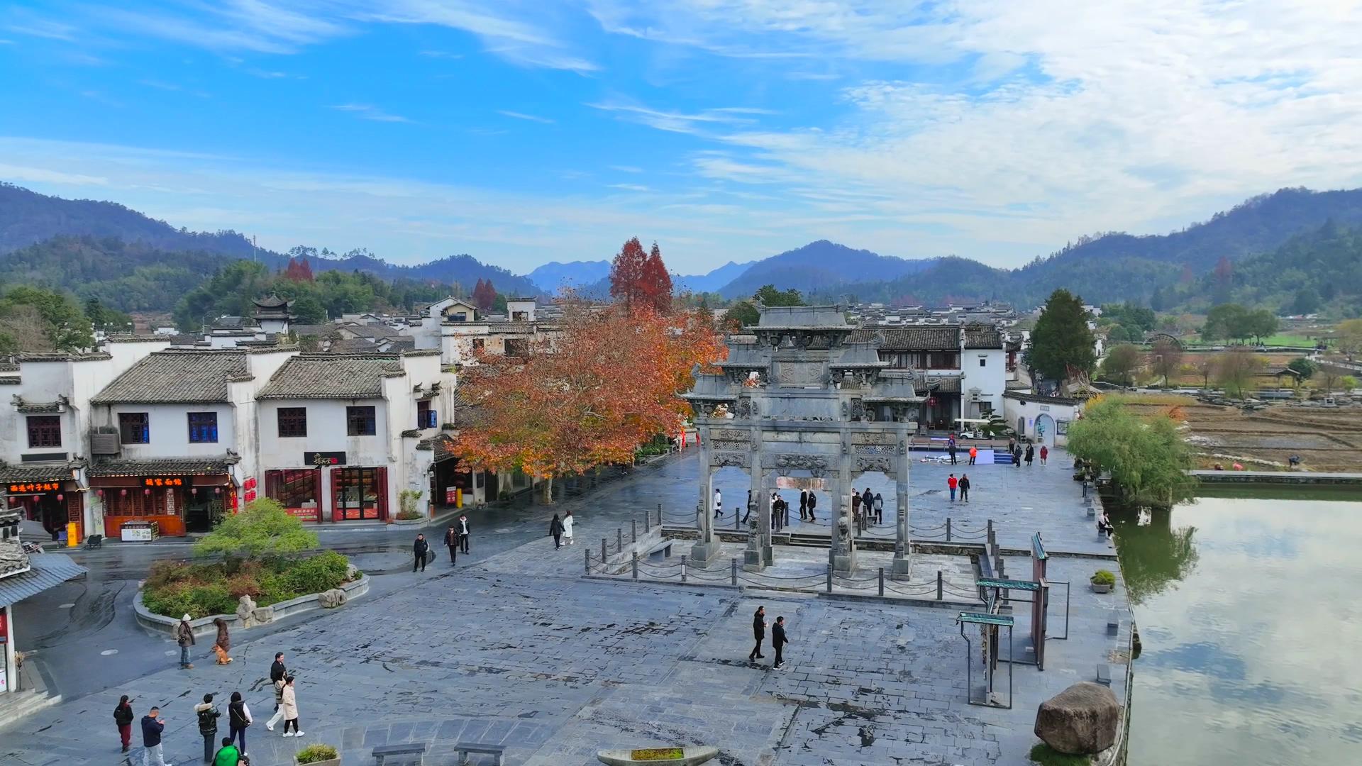 安徽古村落4K航拍5A景区世界文化遗产西递古村落视频的预览图
