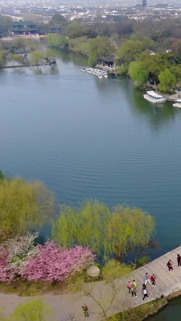 扬州瘦西湖名古建筑五亭桥视频视频的预览图