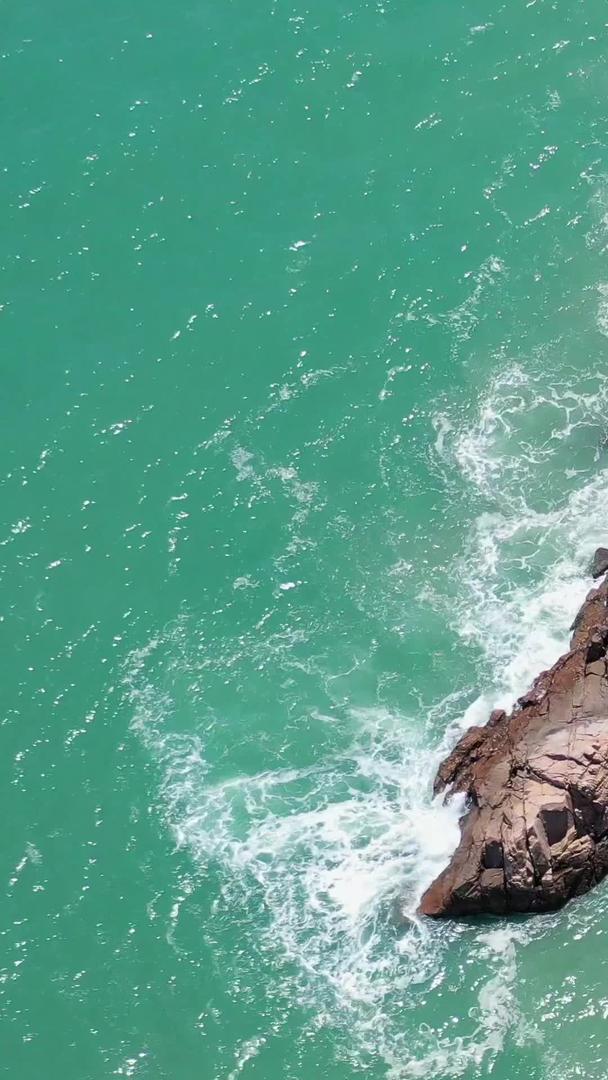 浙江台州大陈岛甲午岩航拍视频视频的预览图