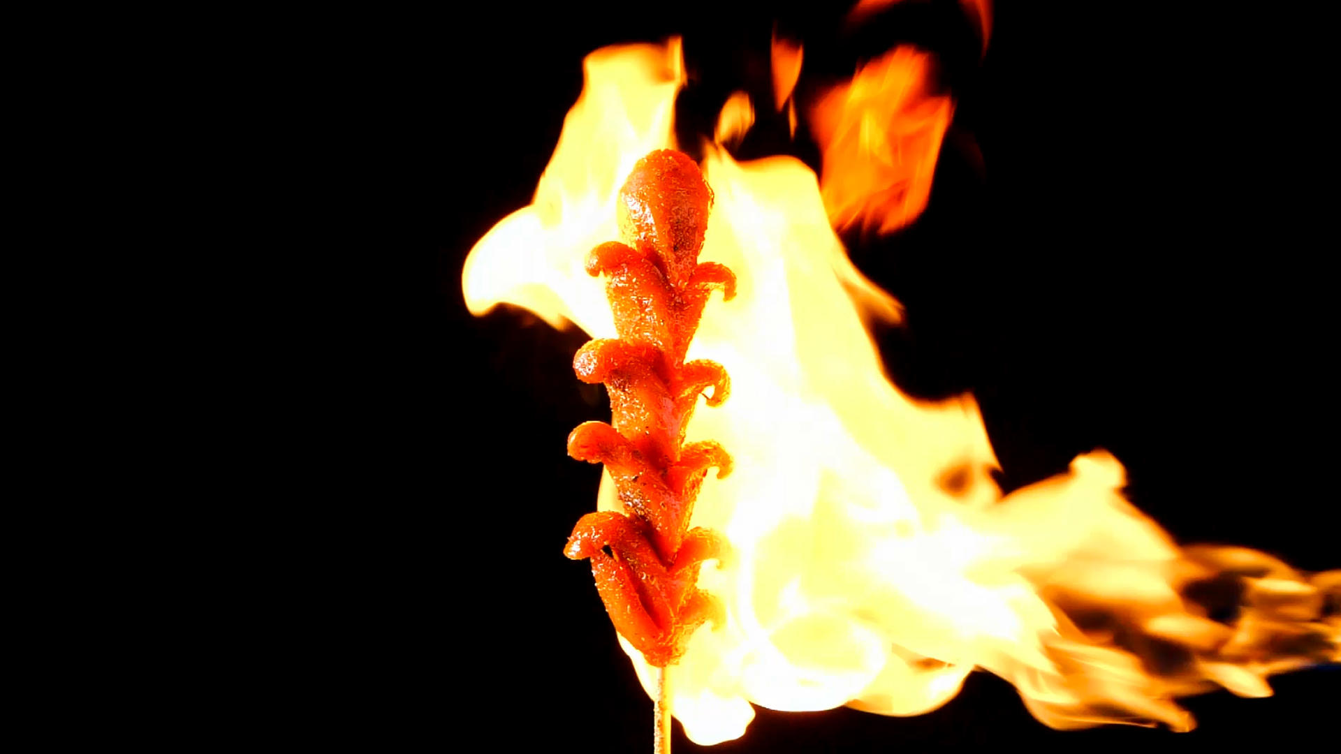 升格烤肠烤热狗烧烤烤串视频的预览图