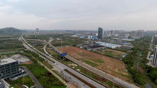 武汉外环高速和高新开发区高清视频视频的预览图