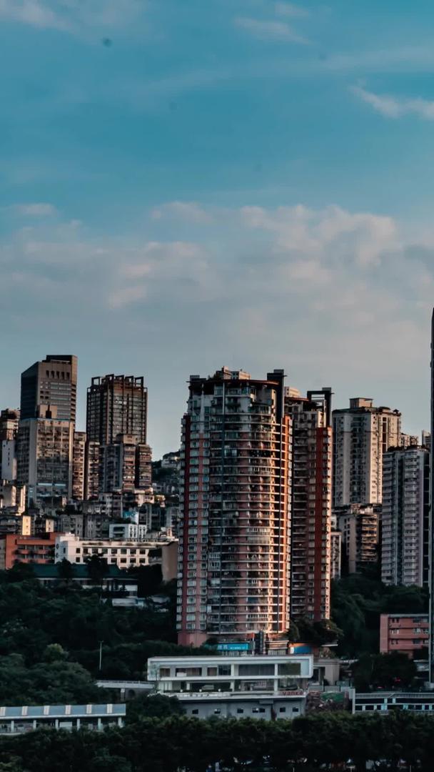 城市高楼建筑城市发展延迟视频的预览图