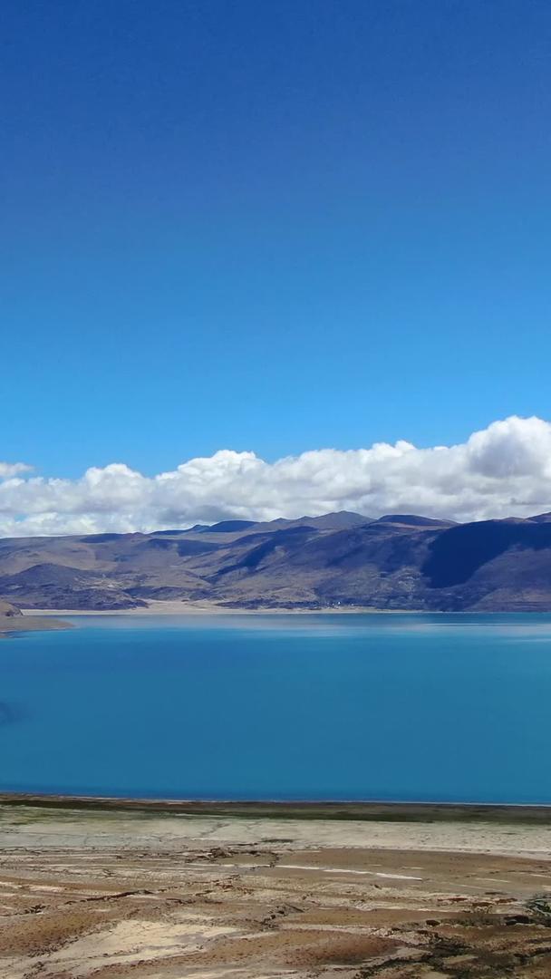 西藏阿里地区湖泊佩干错了自然风光视频视频的预览图