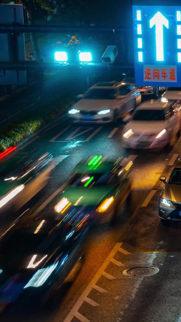 杭州西湖银泰商圈夜间车流延迟视频的预览图