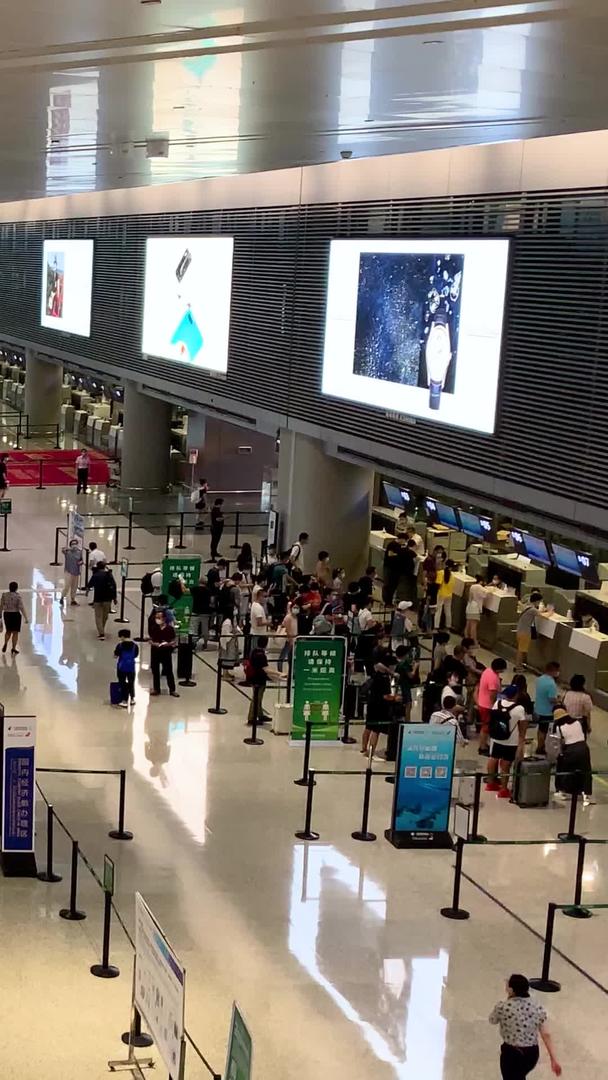 上海虹桥机场T2航站楼值机大厅视频集合视频的预览图