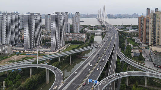 8k素材延时摄影城市交通道路桥梁车流视频的预览图