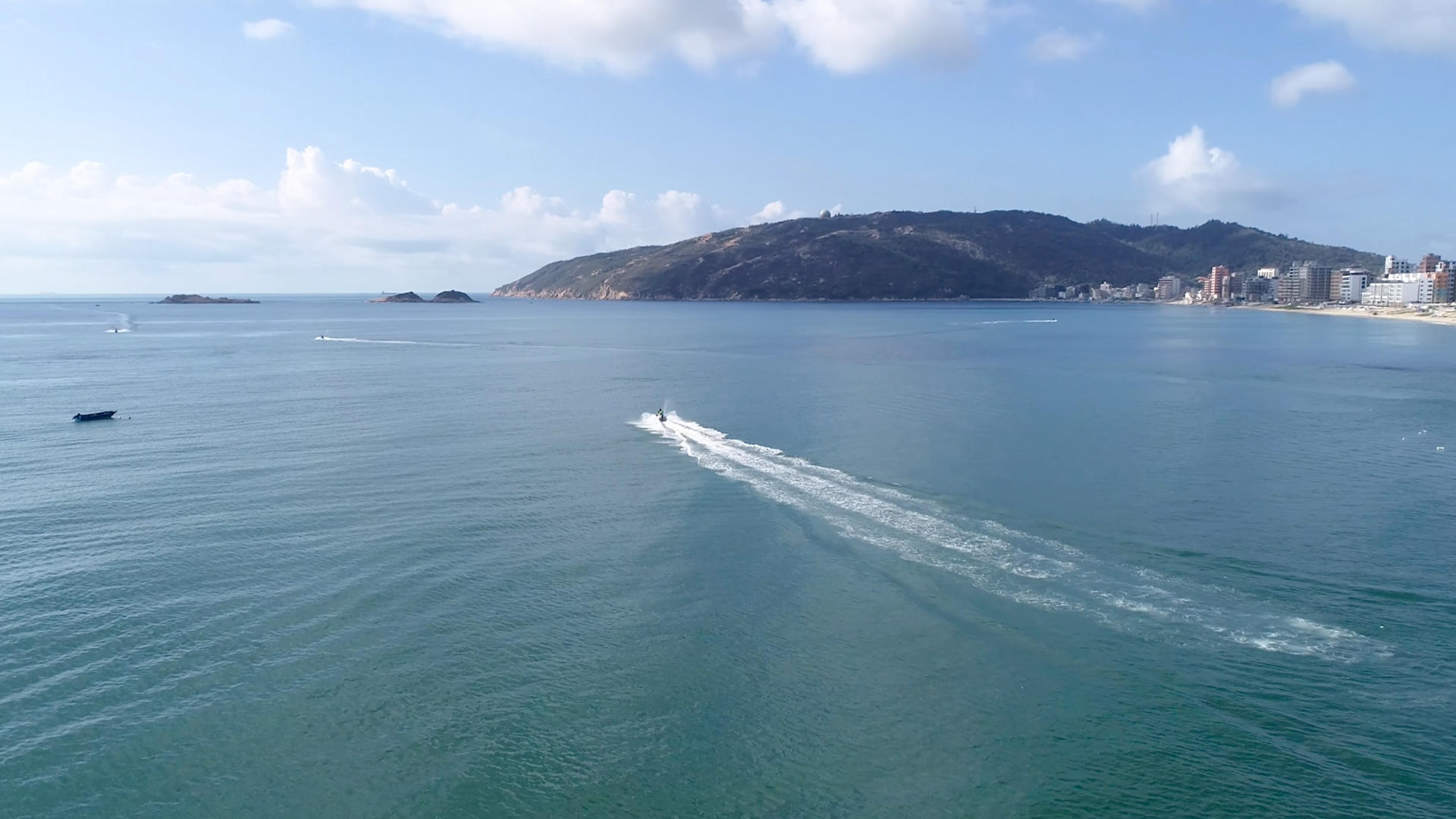 4K海中的摩托艇视频的预览图