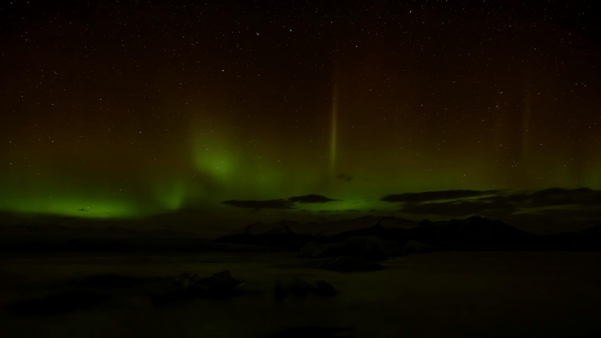 冰原Jokulsarlon的北光视频的预览图