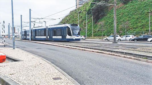 里斯本公共交通轻轨视频的预览图