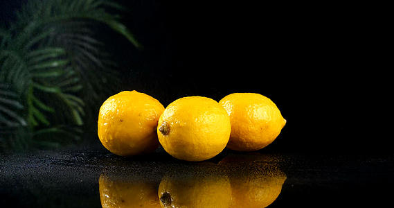 4k高清柠檬水果新鲜水果视频的预览图