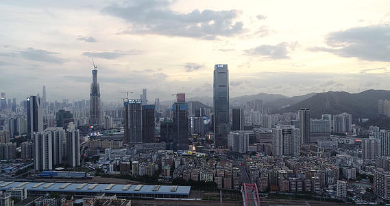 4K深圳罗湖区建筑群视频的预览图